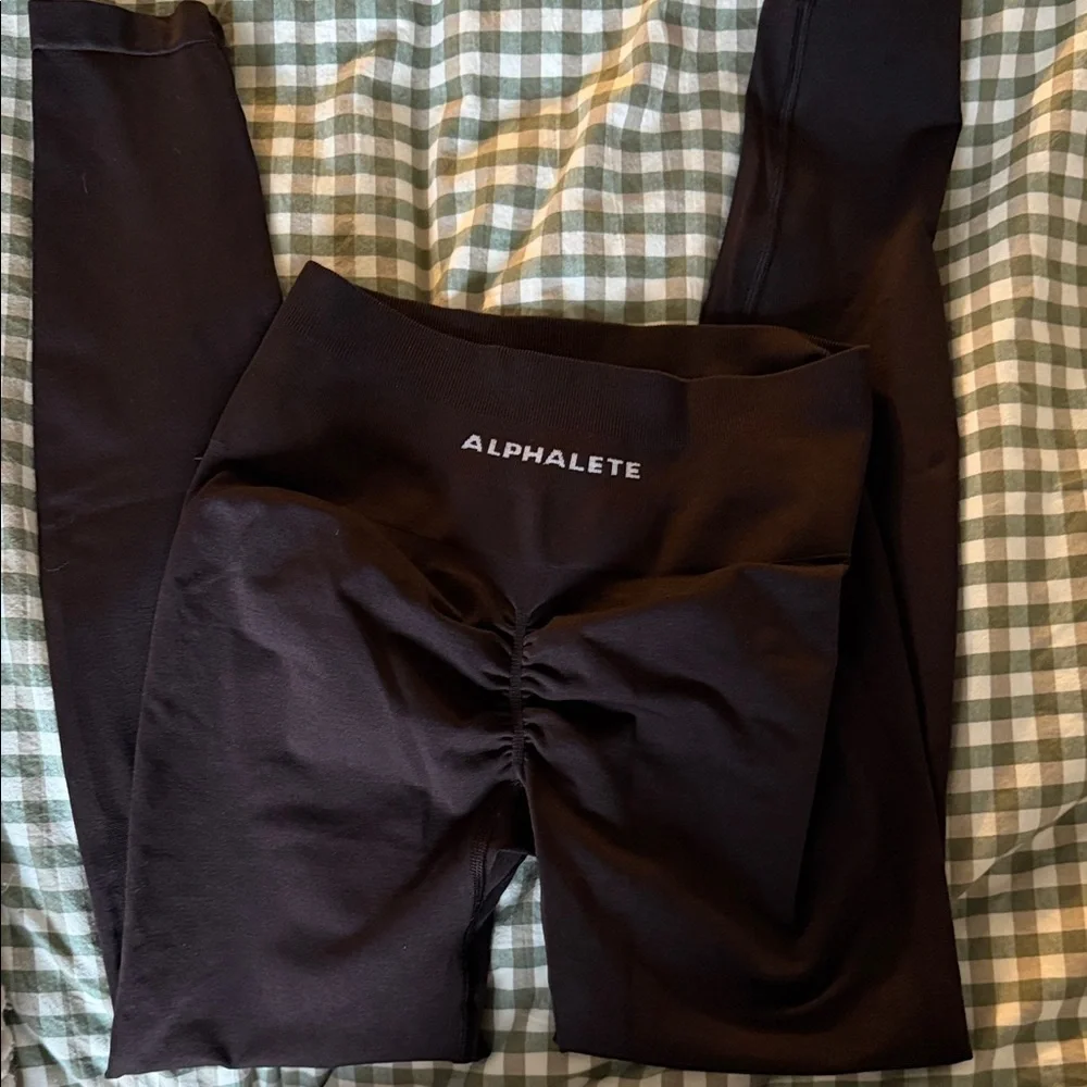 Alphalete amplify High-Waisted Leggings - Picture 1 of 5